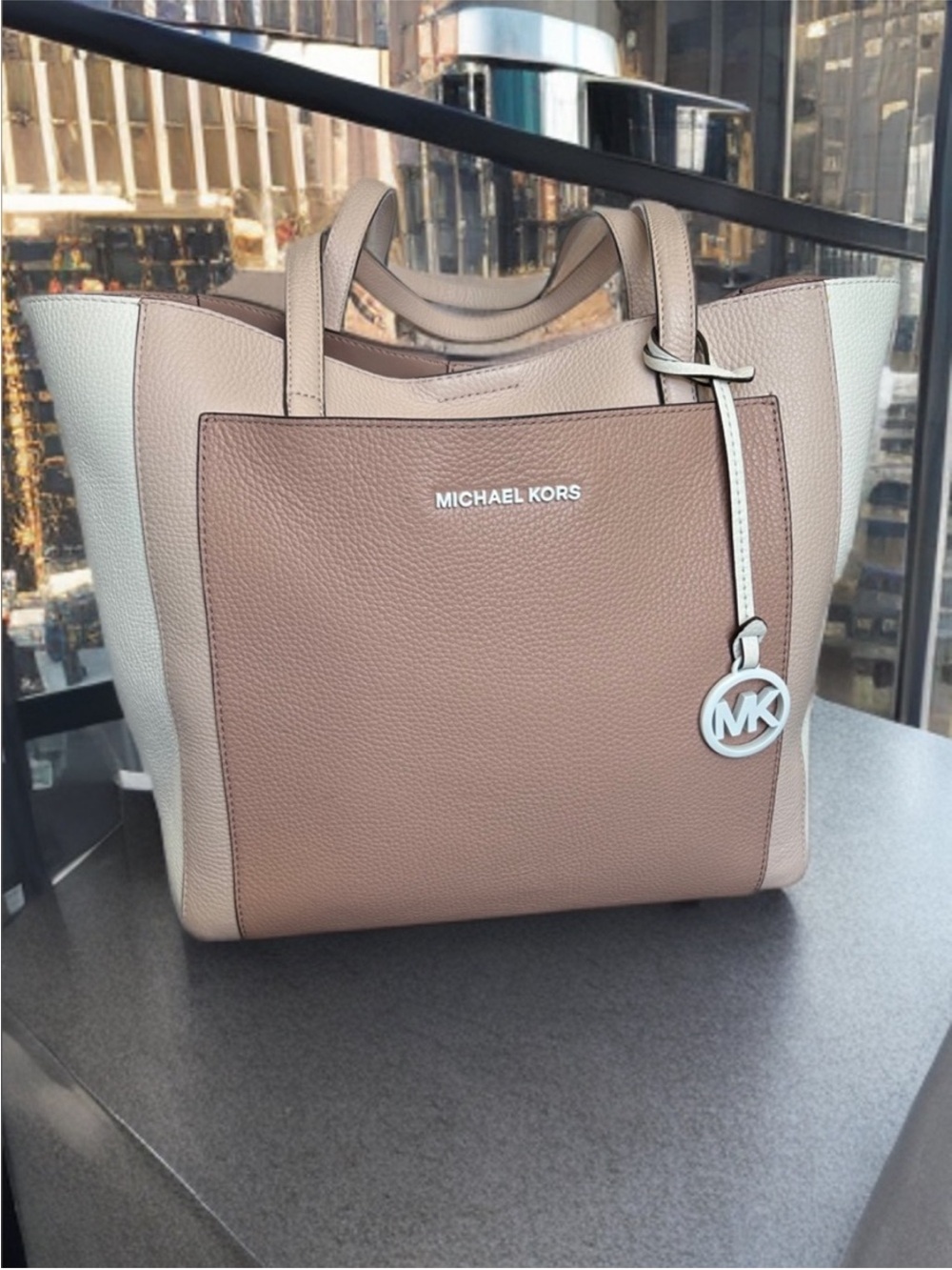 Michael Kors Two-Tone Pebbled Leather Tote in Blush and Cream(NWOT)